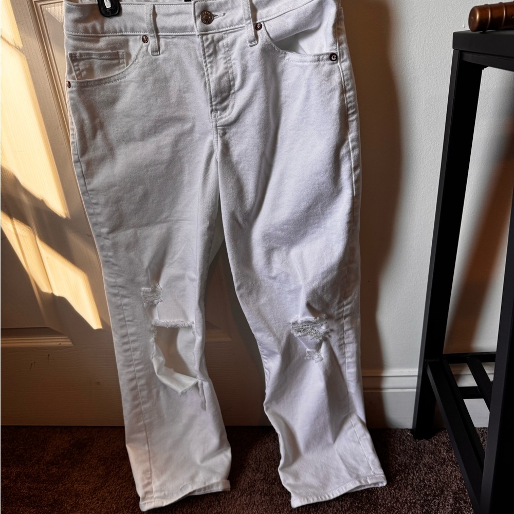 Express mid rise boyfriend Women's White Distressed Jeans cropped petite